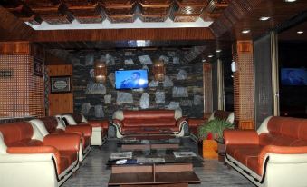 Pameer Hotel