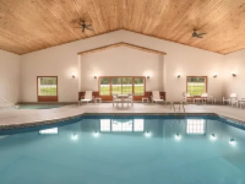 Country Inn & Suites by Radisson, Detroit Lakes, MN Hotels in Becker County