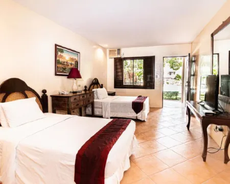 Sierra Resort Hotels in Dauin