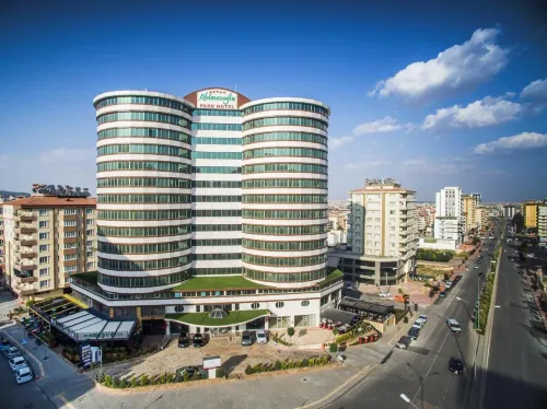 Yilmazoglu Park Otel - С баром