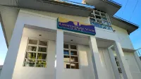 燈塔景觀飯店 卡提克蘭機場(長灘島)附近的飯店