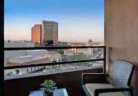 Hyatt Regency Phoenix - Scenic