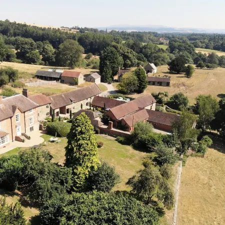 Old Downton Lodge