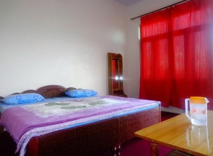 Goroomgo Snow View Guest House Kausani