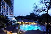 Transcorp Hilton Abuja - Swimmingpools