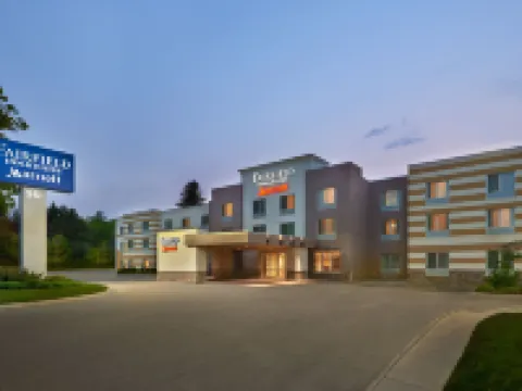 Fairfield Inn & Suites Barrie Hotels in Barrie