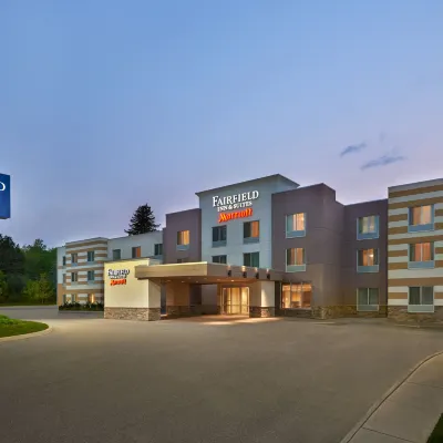 Fairfield Inn & Suites Barrie Hotels near Barrie Molson Centre