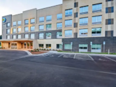 ทรูบายฮิลตัน สนามบินราเลห์ เดอแรม โรงแรมในแครี