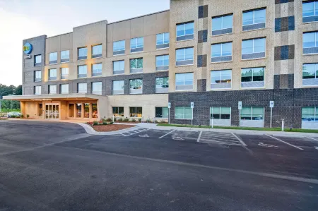 Tru by Hilton Raleigh Durham Airport