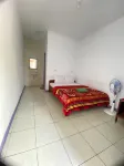 Mahoni Guest House Hotels in Koanara