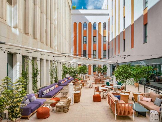 Ibis styles Sevilla City Santa Justa