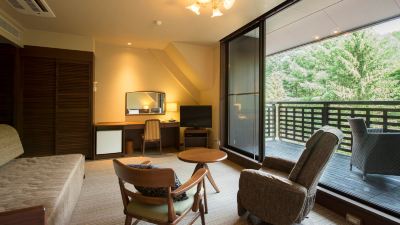 【テラス付】デラックストリプル 高山わんわんパラダイスの写真