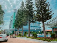 Tran Chau Beach and Resort Hotels in Dat Do