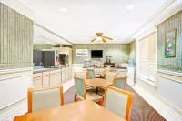 Days Inn by Wyndham Kingsland GA