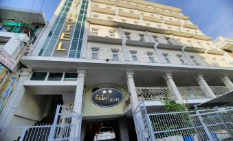 Ruby Hotel