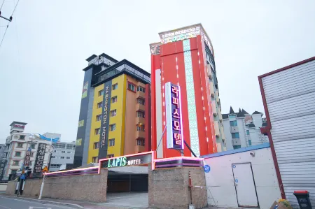 Sacheon Lapis Отели в г. Сачхон