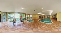Courtyard Hamilton - Hot Tub