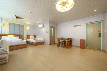 Wando Tower Motel
