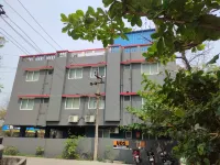 Crayons Hotel Hotel in zona Varaha Cave Temple
