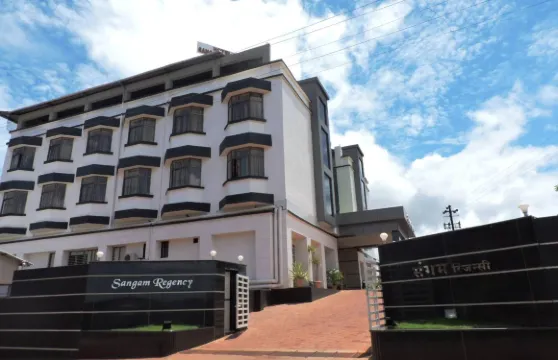 桑加姆麗景酒店