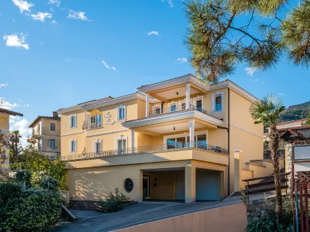 Villa Palazzo Отели в г. Ловран