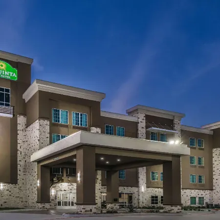 La Quinta Inn & Suites by Wyndham Houston Humble Atascocita