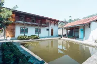 Villa Yambo Kanthil with Mountain View and Fishing Spot Hotel a Ciwidey