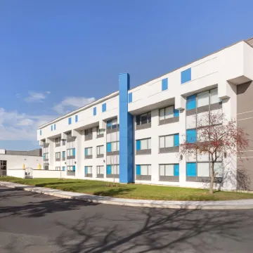 GLō Best Western Mississauga Corporate Centre Hotels near Mississauga Convention Centre