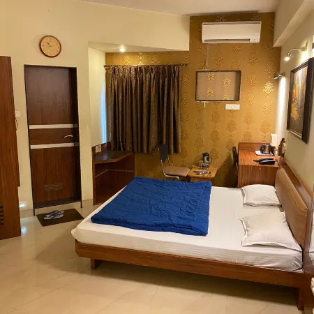 Panchavati Elite Inn