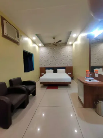 HOTEL BHARATI