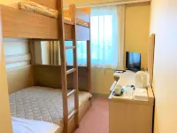 Hotel AZ Nagano Saku IC - 2-Star