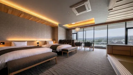 Hitoyoshi Onsen Nabeya