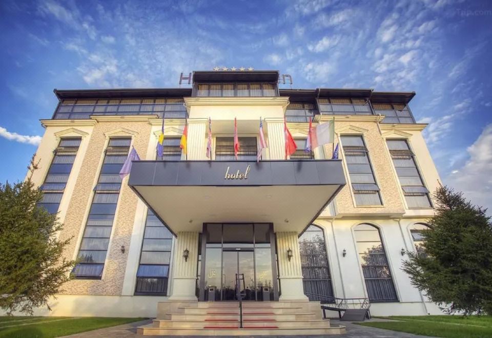 호텔 가든 프리스티나 정원