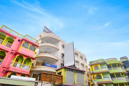 FabHotel Prime the Golden Plaza - Nr Tarapith Temple Hotels in Tarapith