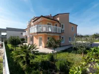 Villa Nikaroni Hôtels à : 