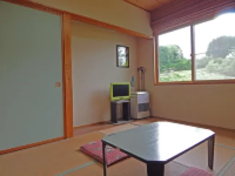 Pension Yuuzan Hotels near Togakushi Ski Area