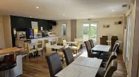 Brit Hotel Plaisance A9/A61