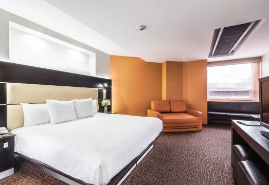 엑세 시티 레포르마 외관