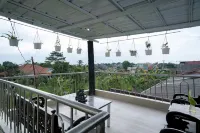 RedDoorz Near Exit Toll Sirkuit Sentul