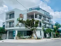 Tròn Home Hotels near Nhà thờ giáo xứ Quảng Ngãi