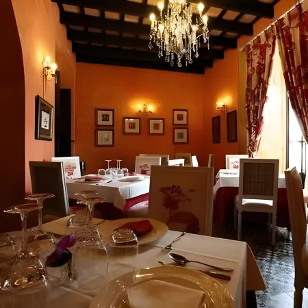 La Casona de Calderón Gastronomic & Boutique Hotel