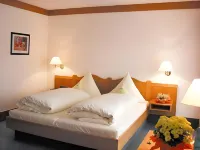 Knüllhotel Tann-Eck Hotels in Oberaula
