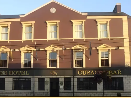 Hayes Hotel - ที่มีบาร์