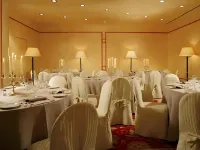 Hilton Garden Inn Padova City Centre - breakfast
