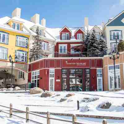 Holiday Inn Express & Suites Tremblant Hotel Exterior