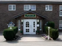Hotel Zur Wasserburg Hotels in Kerpen