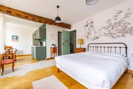 La Maison George Отели в г. Сеньи