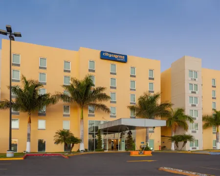 シティエクスプレス バイ マリオット セラヤ パルケ セラヤのホテル