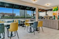 Quality Inn Detroit Downtown - Aamiainen
