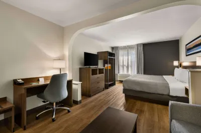 Quality Inn & Suites Matthews - Charlotte Hotels in Stallings